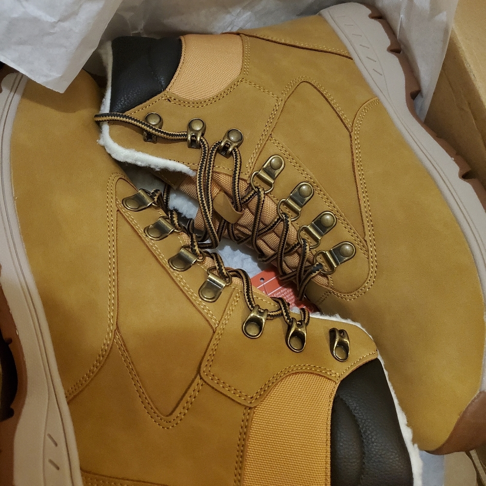 Winter boots - Picture 2 of 4